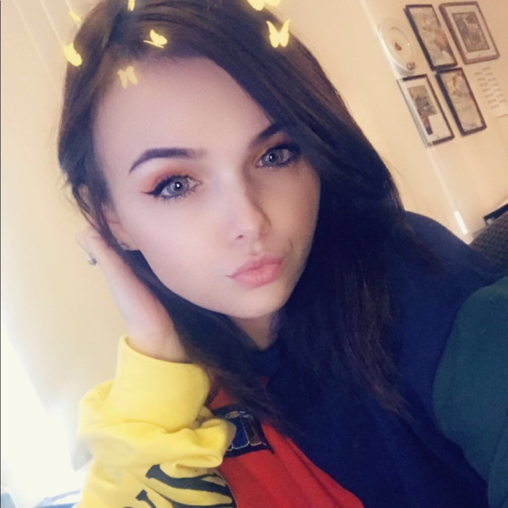Meet your Posher, Vanessa
